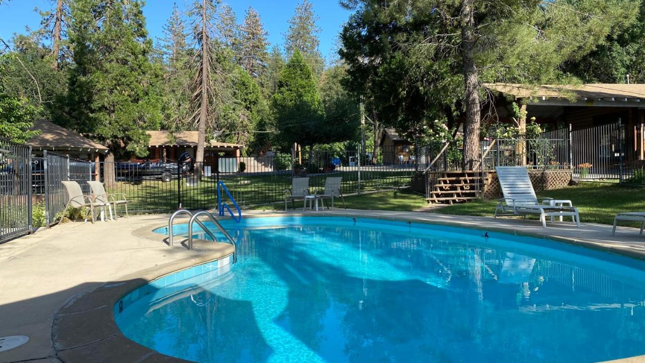 Fawndale Lodge Shasta Lake Eksteriør billede